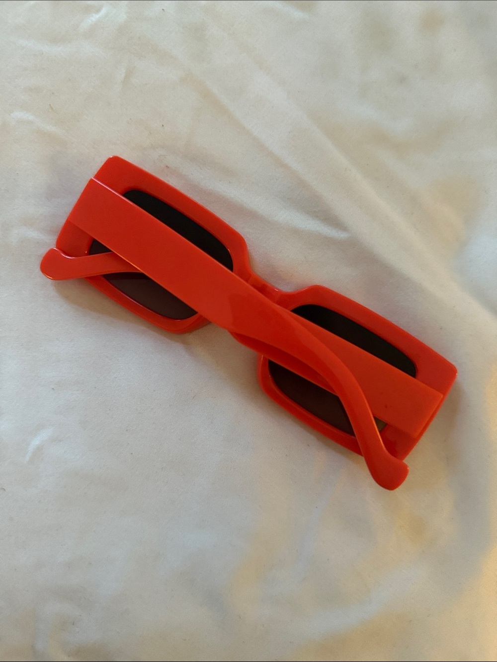 Bold ORANGE Rectangular Sunglasses - Picture 2 of 2